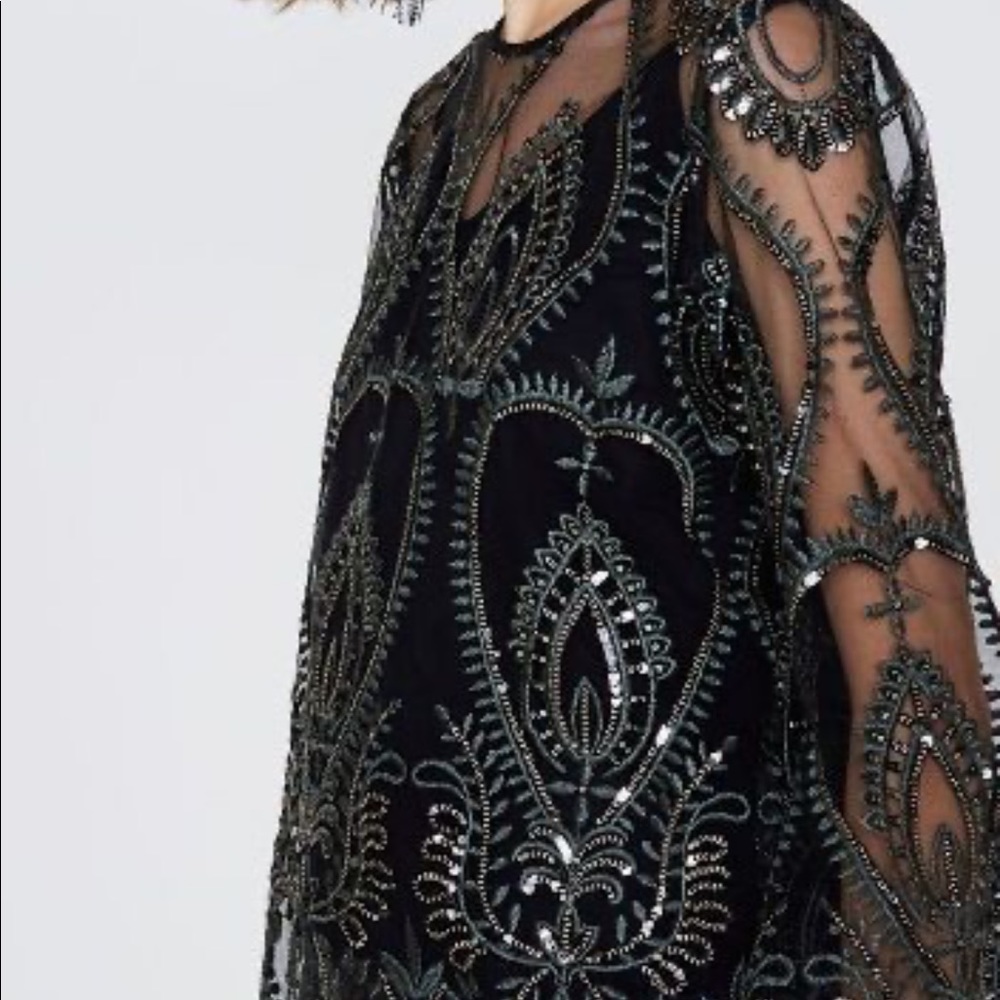 River Island Lace/Sequence/Mesh Top With Black Ca… - image 2